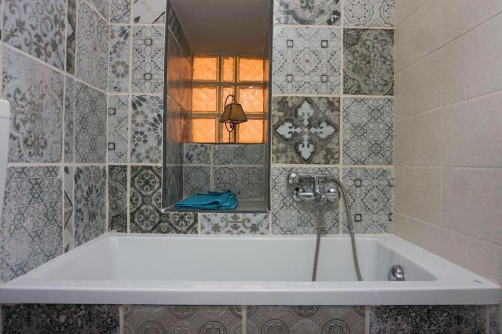 Blue Courtyard Not Valid Apartment Bari Ngoại thất bức ảnh